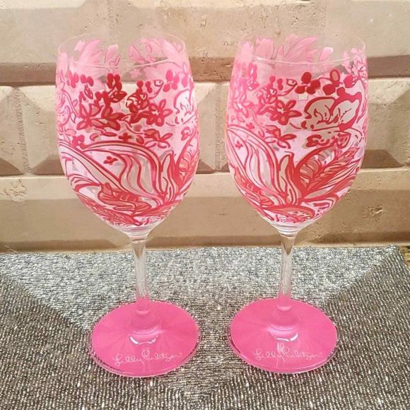 SOLD!! LILLY PULITZER Pink Tropics Printed Glasses -  Set of 2 - Picture 1 of 5